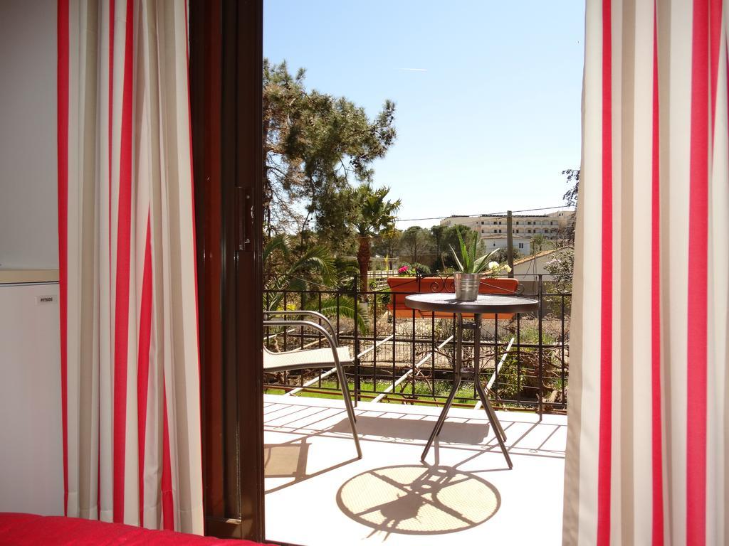 Dassia Beach Pension Rom bilde